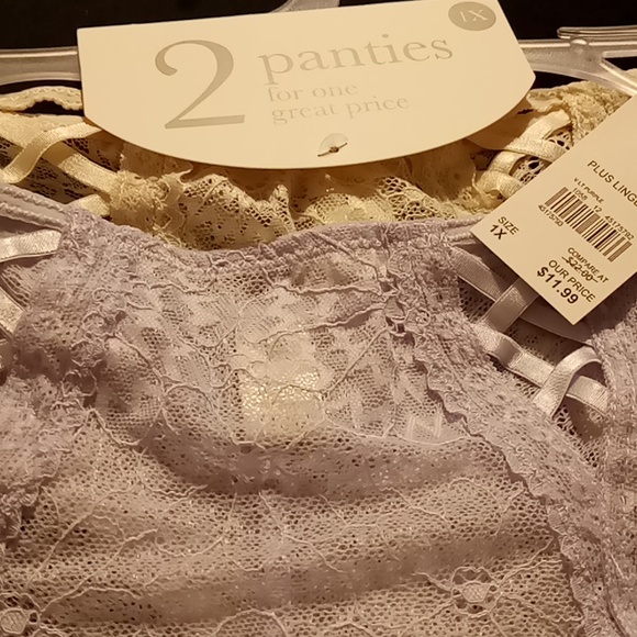 2 lace panties - Picture 3 of 3